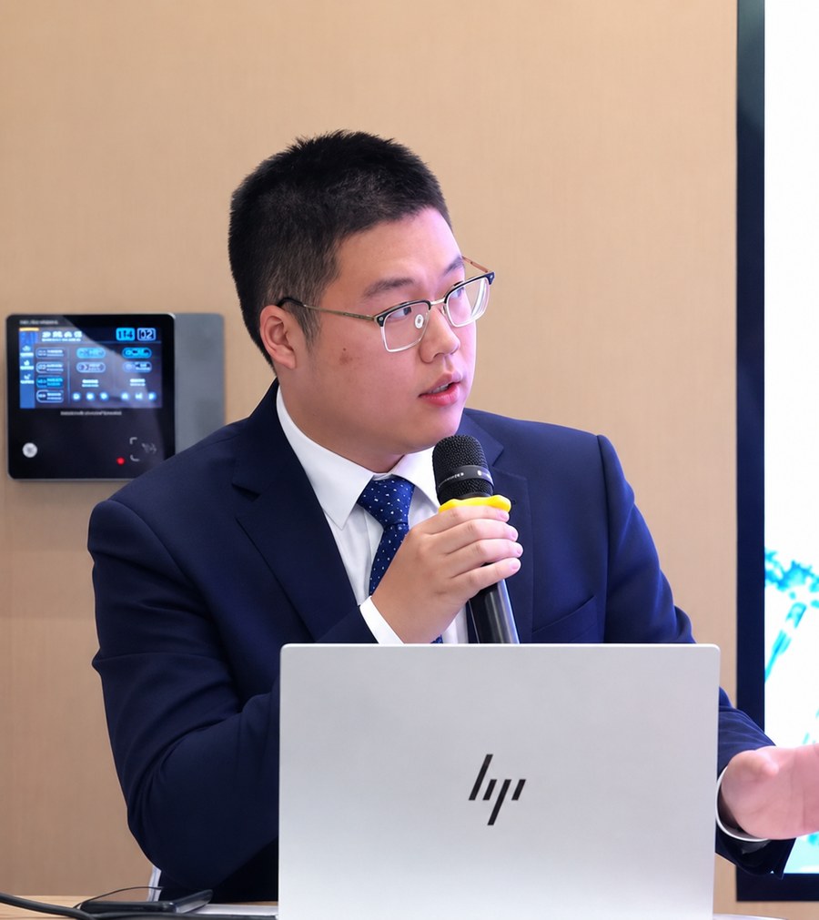 Homepage - Zhenghao Xu